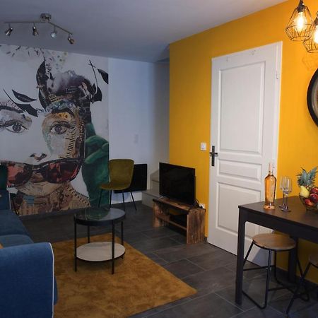 Duplex charmant idéalement situé Dole Extérieur photo